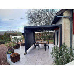 Pergola Bioclimatique Aluminium Gris Anthracite avec Rideau Latéral Manuel – 10,80 m² – Lames Orientables Manuelles - HABRITA