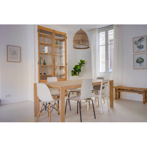 Table de salle à manger en chêne naturel brut - 8 personnes - Delorm