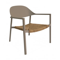 Fauteuil lounge empilable - BAGE - Aluminium époxy sand - Assise wicker beige de marque PROLOISIRS, référence: J8958400