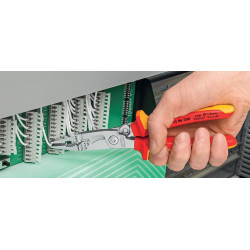 Pince isolées 1000V multifonctions pour électriciens - L 200mm - KNIPEX 